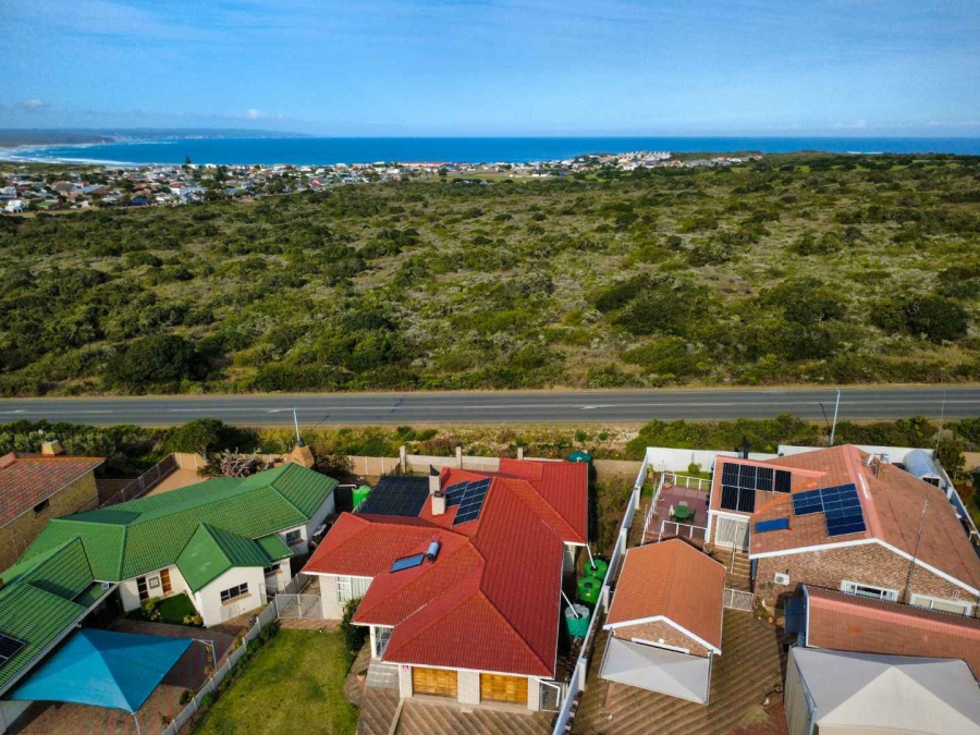 3 Bedroom Property for Sale in Stilbaai Wes Western Cape